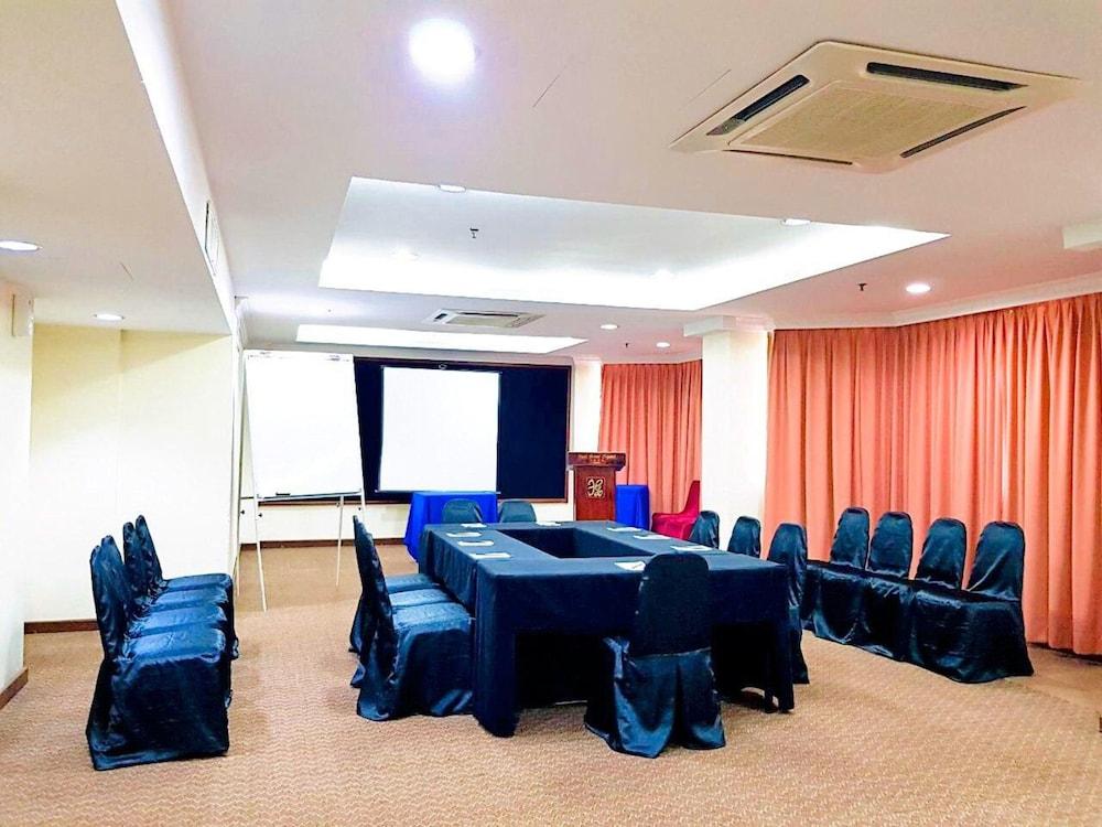 Hotel Grand Crystal Alor Setar Eksteriør bilde